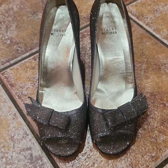 Stuart Weitzman Shoes - Stuart weitzman bowover glitter peep toe pump women's 9
